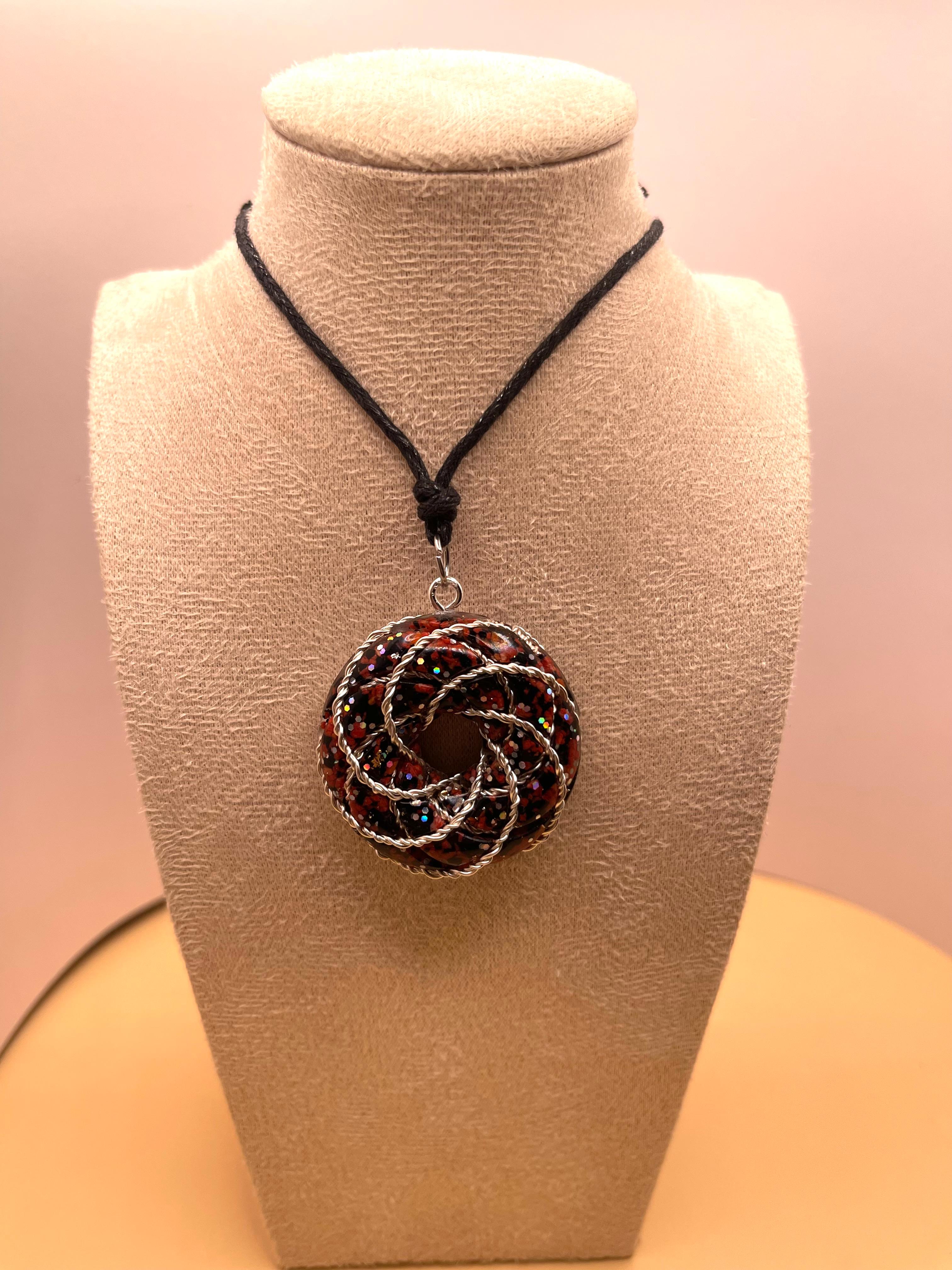 Pandantiv Toroidal - Protecție, Vitalitate și Putere de Transformare